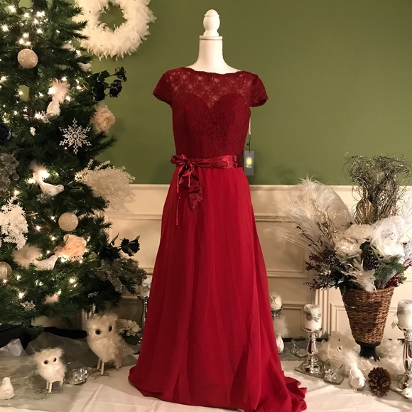 Dresses & Skirts - Formal evening bridesmaid prom dress